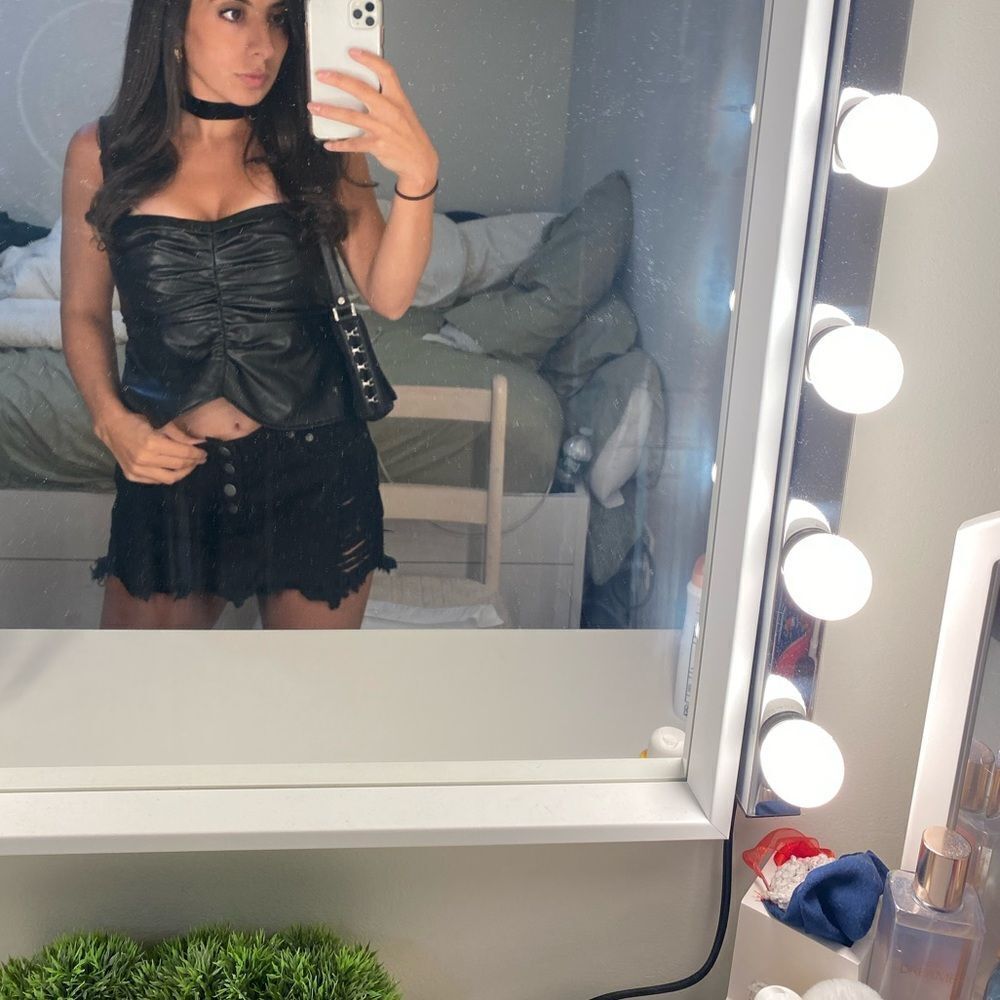 A.L.C Leather Black Top Lauryn II Top - Picture 8 of 9